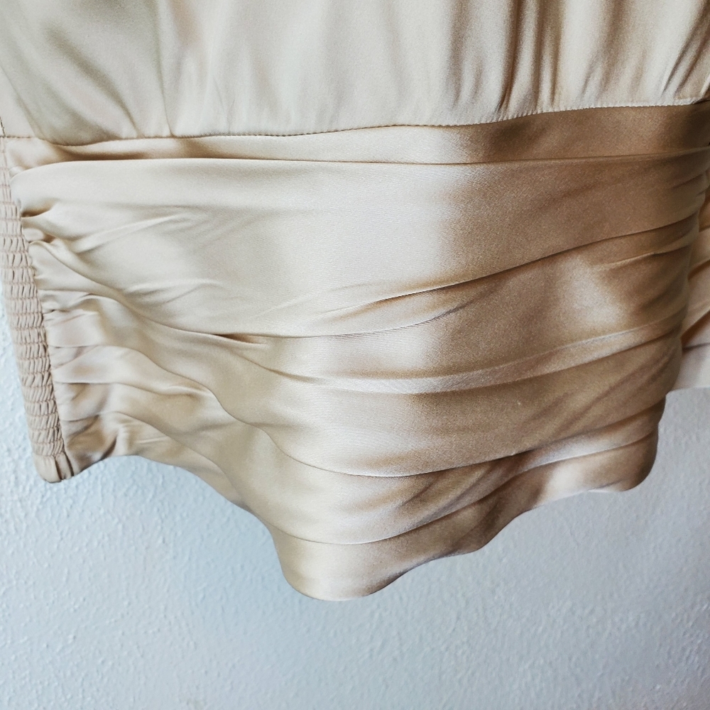 White House Black Market Silk Stretch Cream Top - Picture 5 of 7